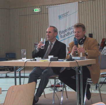 Willi Seibold und Moderator Heiner Kremer